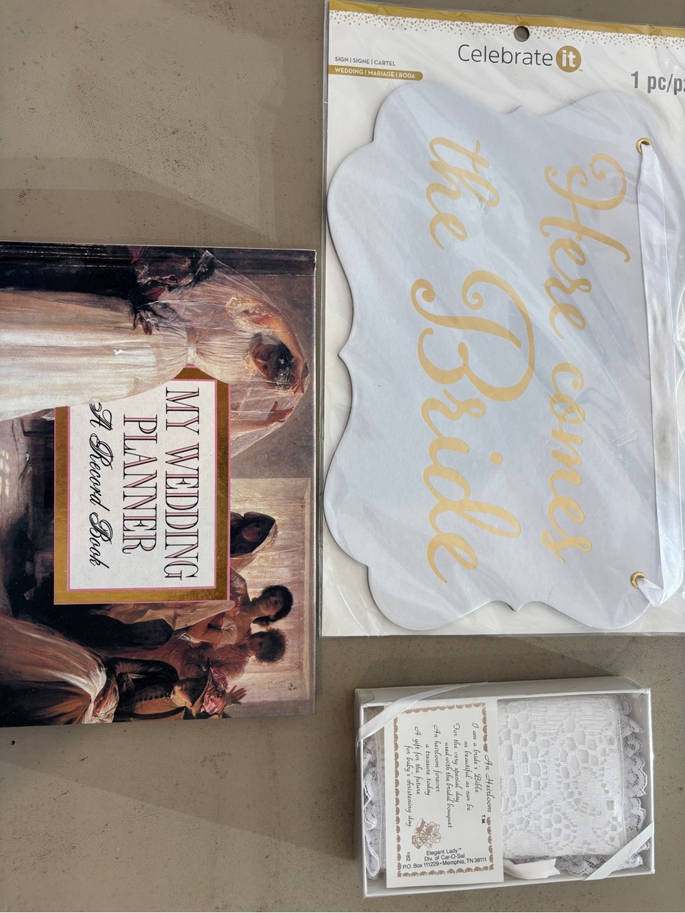 Celebrate It White & Gold 'Here Comes the Bride' Wedding Sign